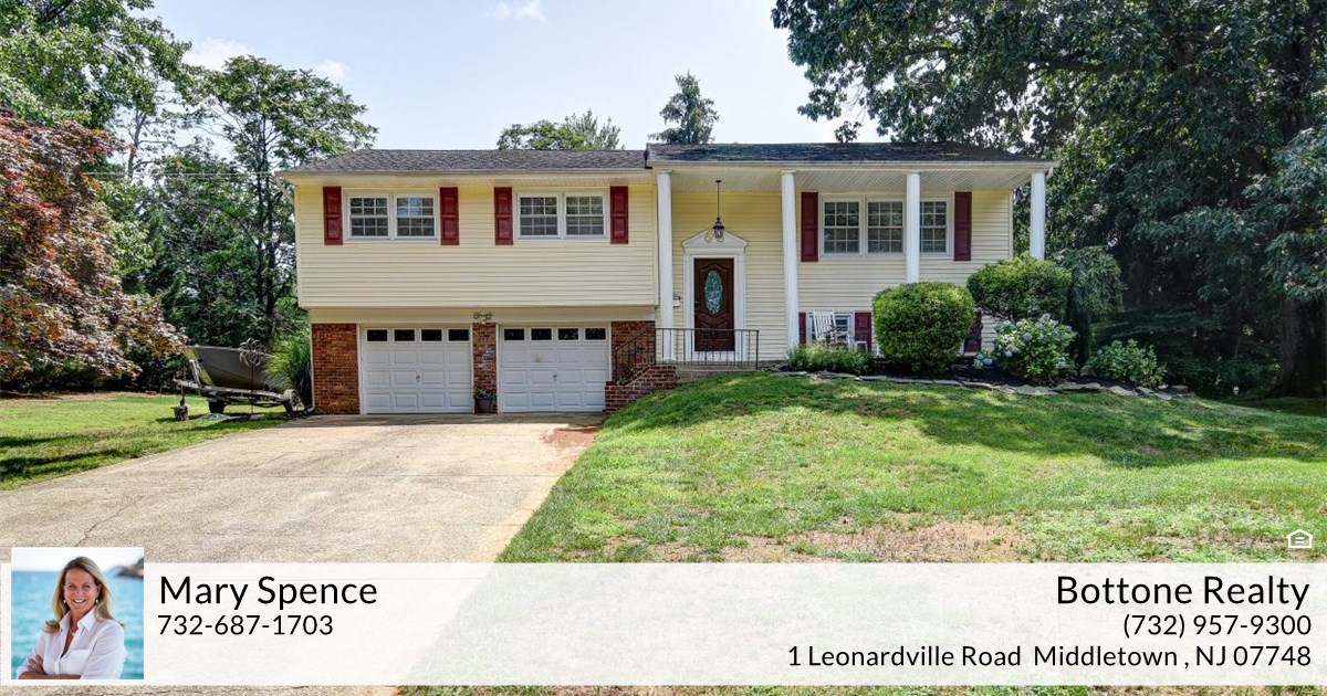 8 Roger Ave, Lincroft, NJ 07738