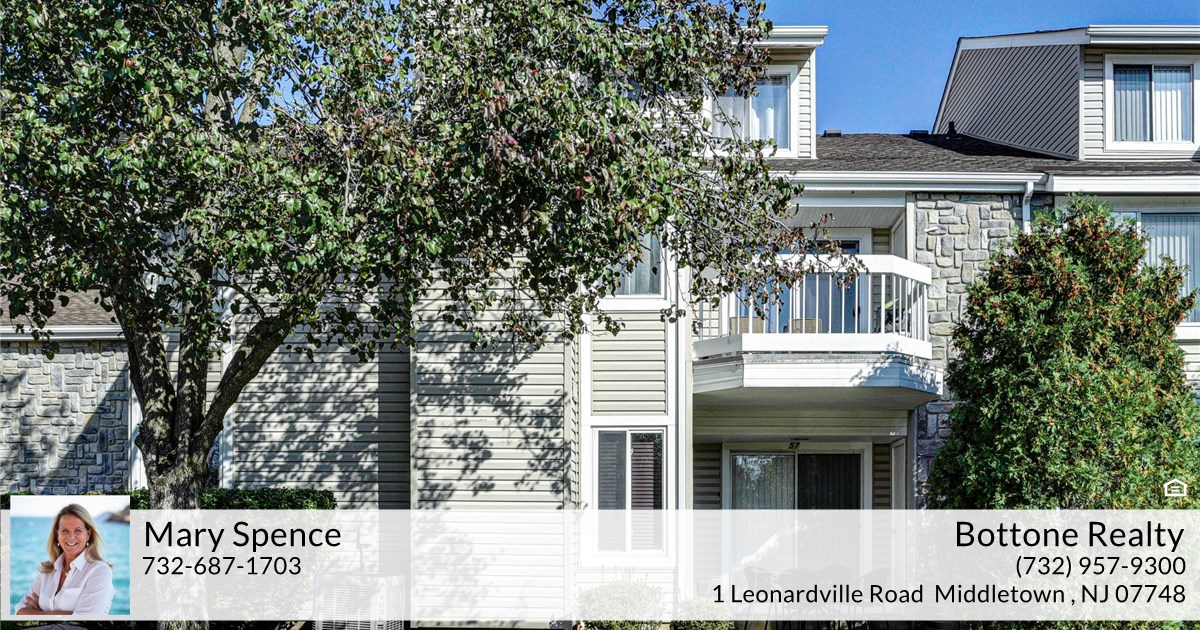 57 Farnham Square, Parlin, NJ 08859