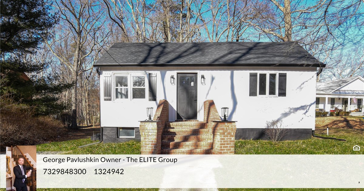 6 Willow Ave, Farmingdale, NJ 07727