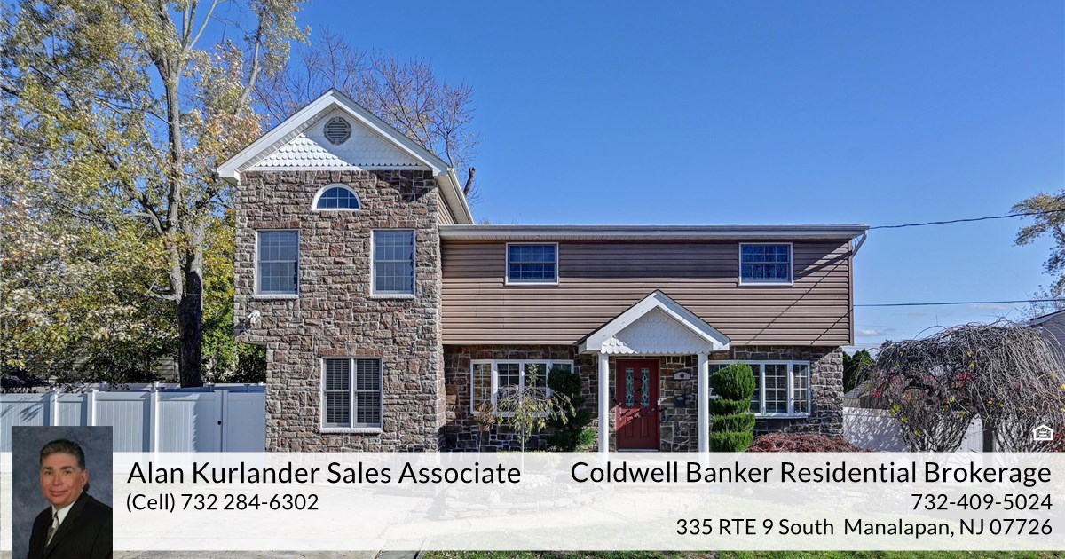 40 Grace Dr, Old Bridge, NJ 08857